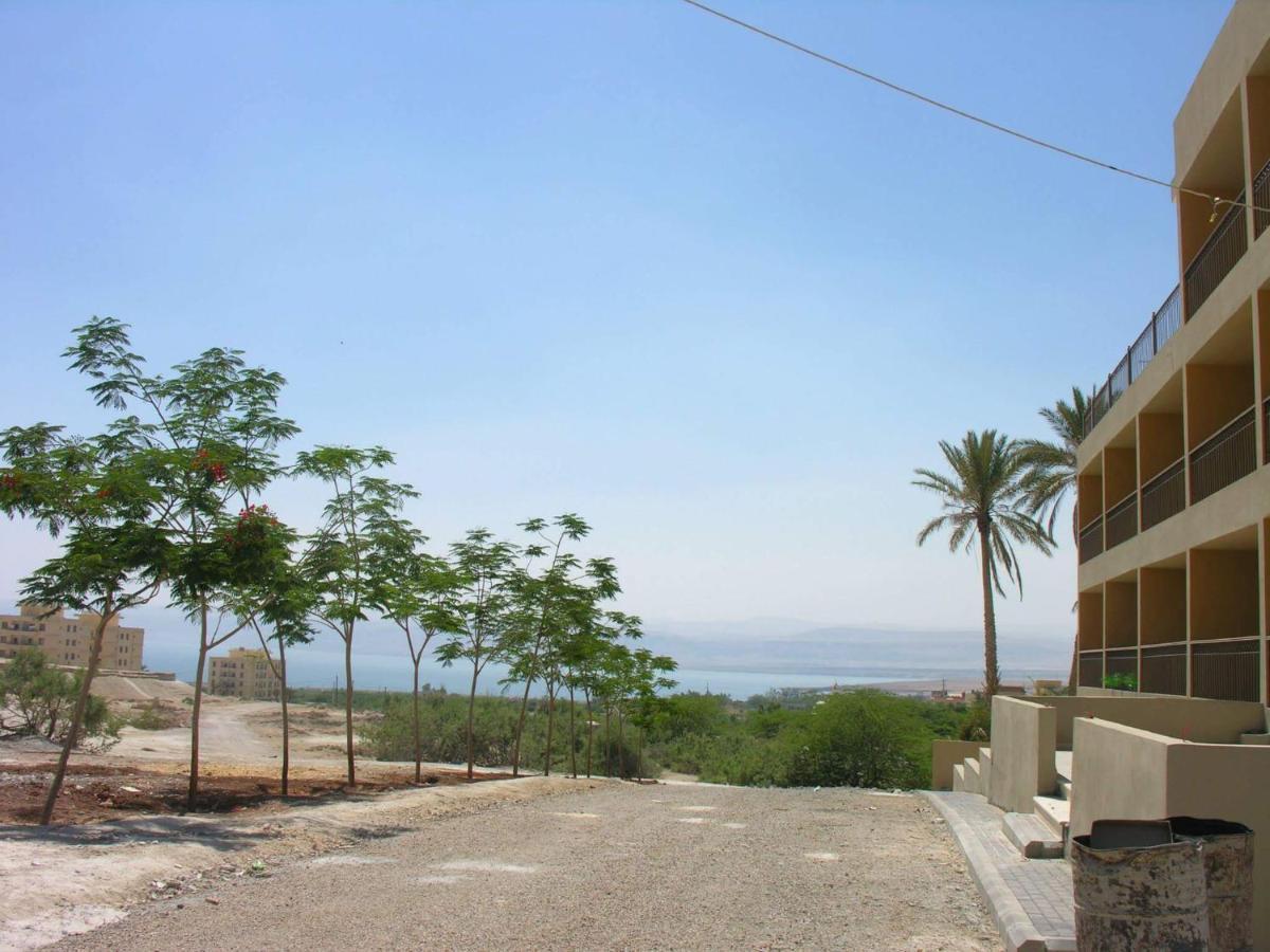 Thara Real Estate Apartamento Sweimeh Exterior foto